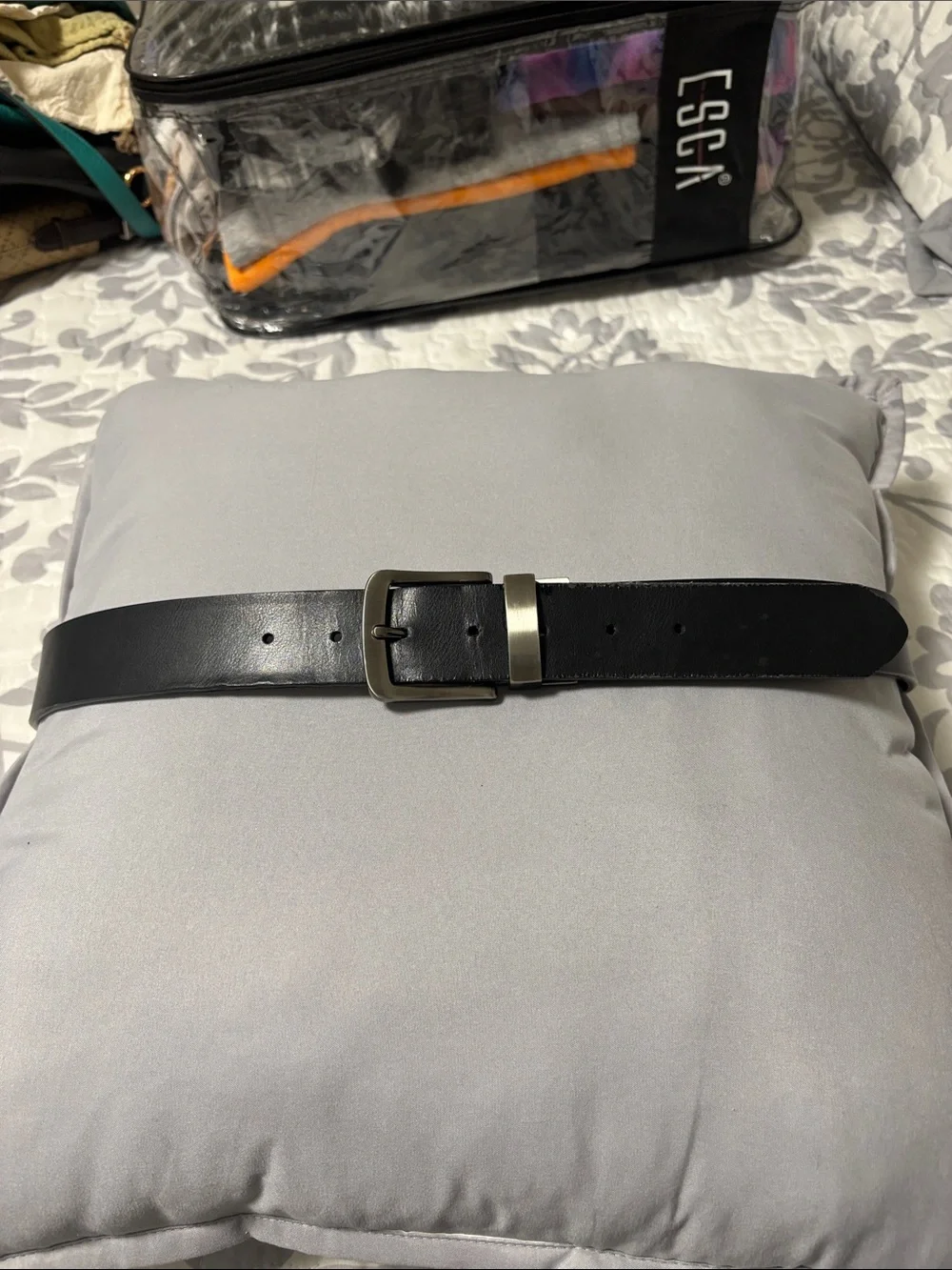 Classic Black Leather Men's Belt - Dickies Reversible Black and Brown Size 38